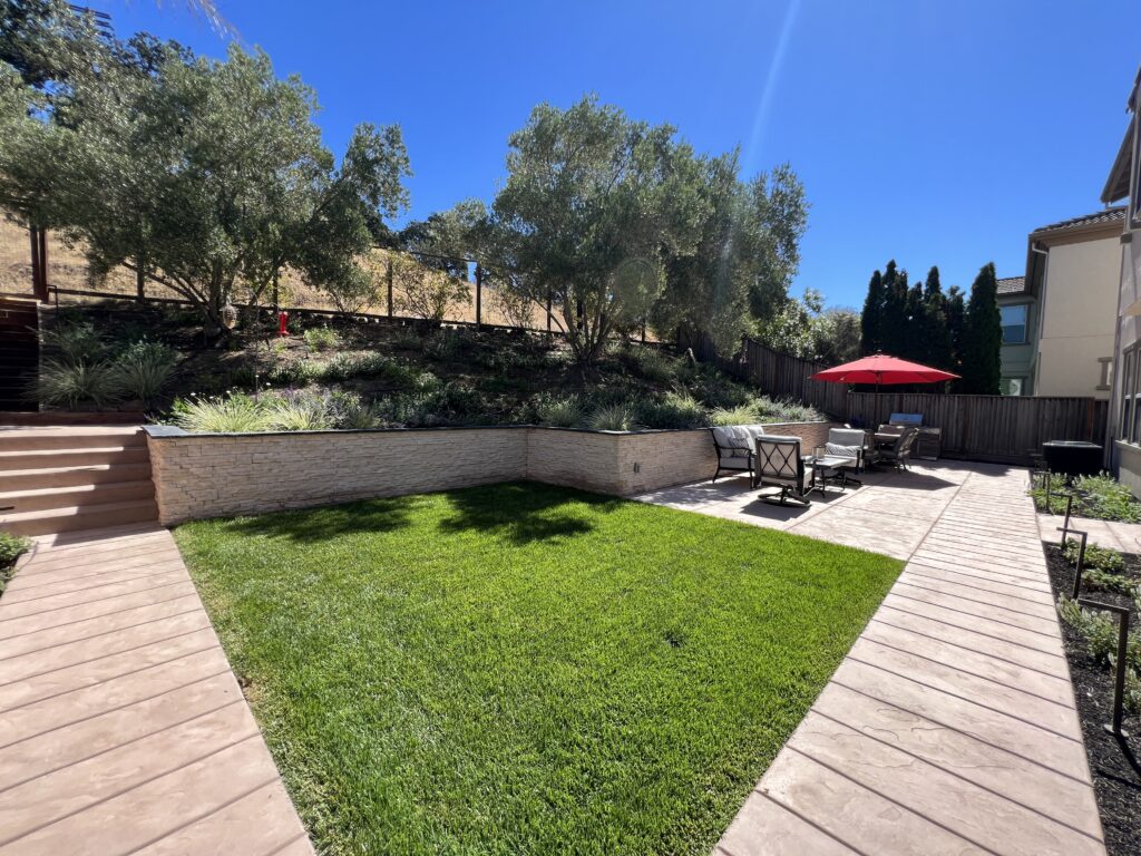 This transformative project seamlessly weaves together landscaping and nature, creating a harmonious blend that celebrates both aesthetics and ecological balance.
